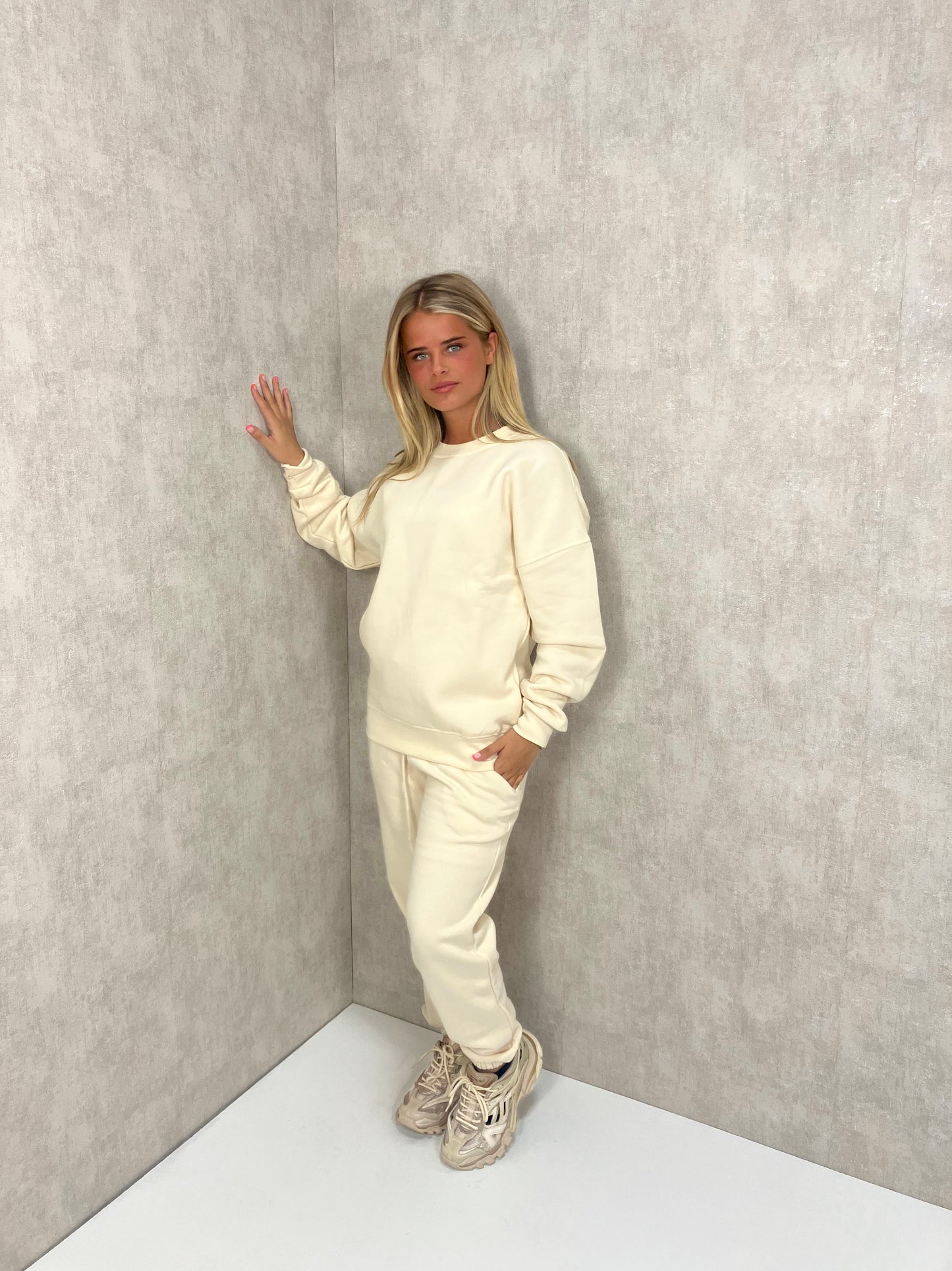 Oversized Sweatshirt Tracksuit Cream