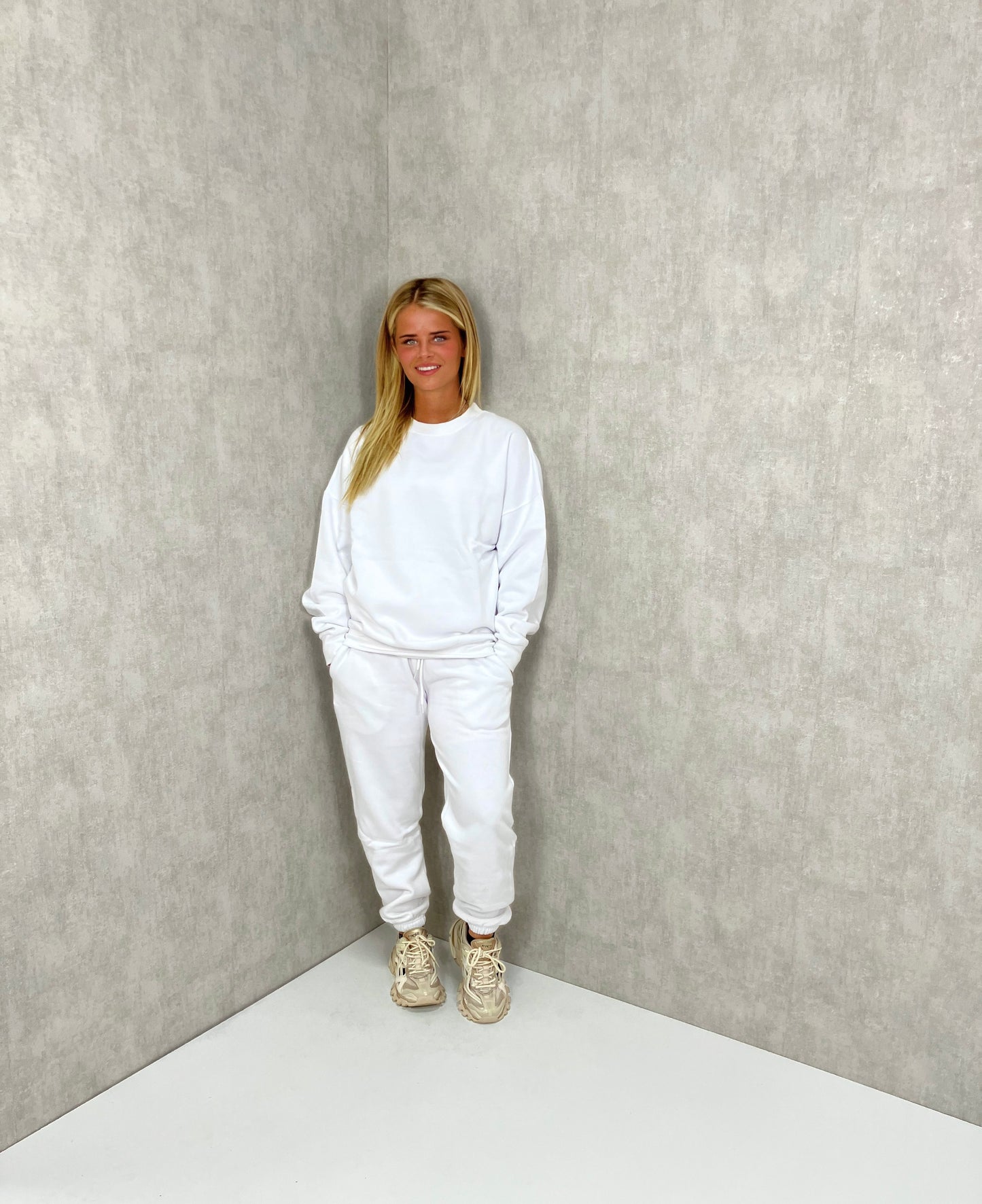 Oversized Sweatshirt Tracksuit White