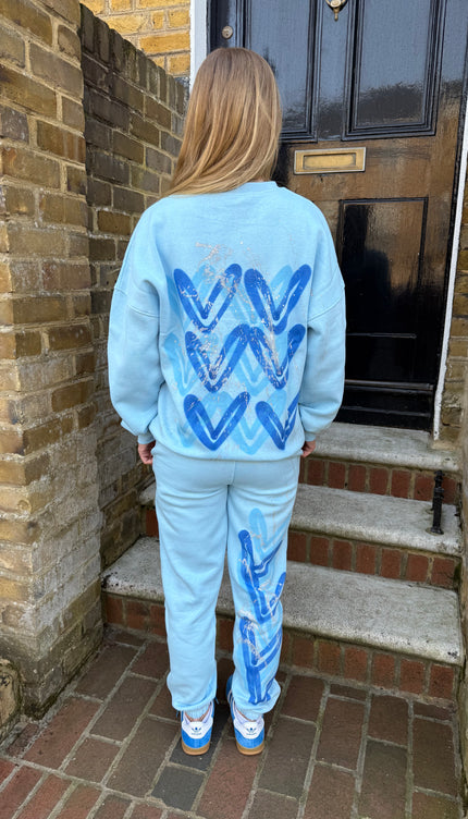 Blue Heart Sprayed Sweatshirt Tracksuit