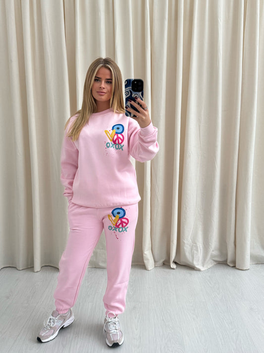 XOXO Graffiti Sweatshirt Tracksuit Pink