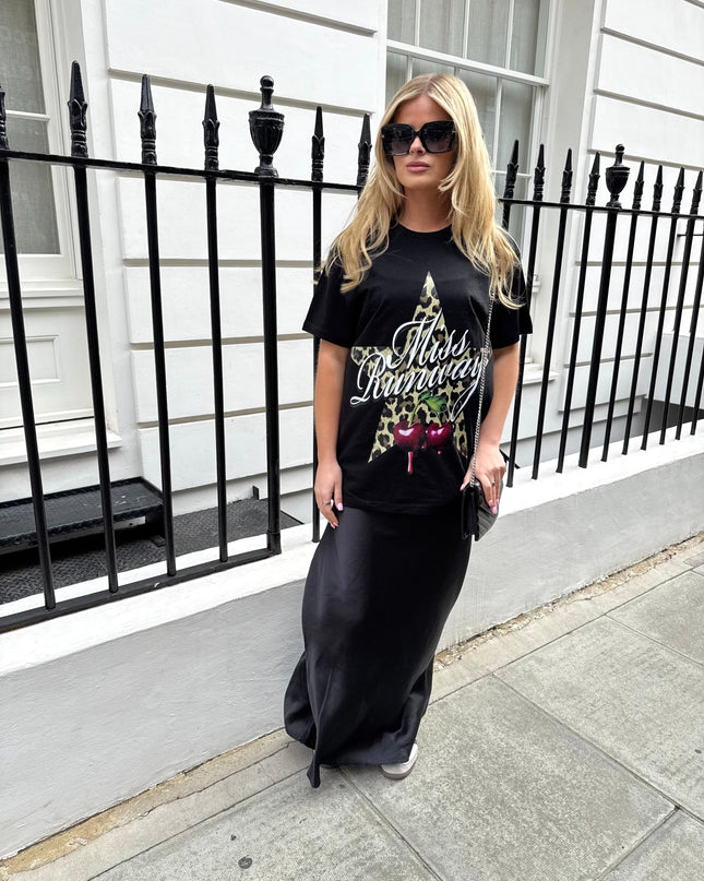 Miss Runway Leopard Print Star Printed T-shirt Adult