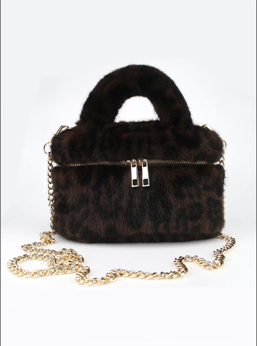 Faux Fur Vanity Bag in Leopard Print – fluffy makeup bag by Miss Runway