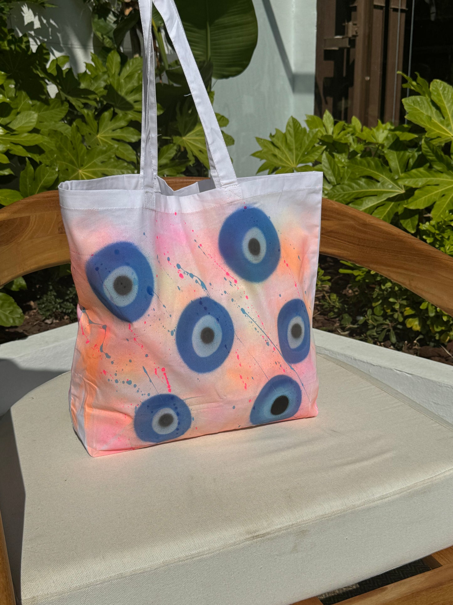 Neon Spray Evil Eye Sprayed White Lightweight Tote Bag