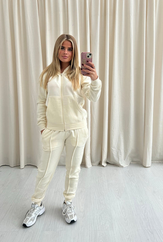 Ladies Full zip regular fit tracksuit Cream