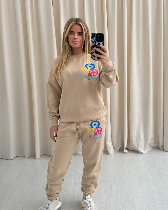 XOXO Graffiti Sweatshirt Tracksuit Beige