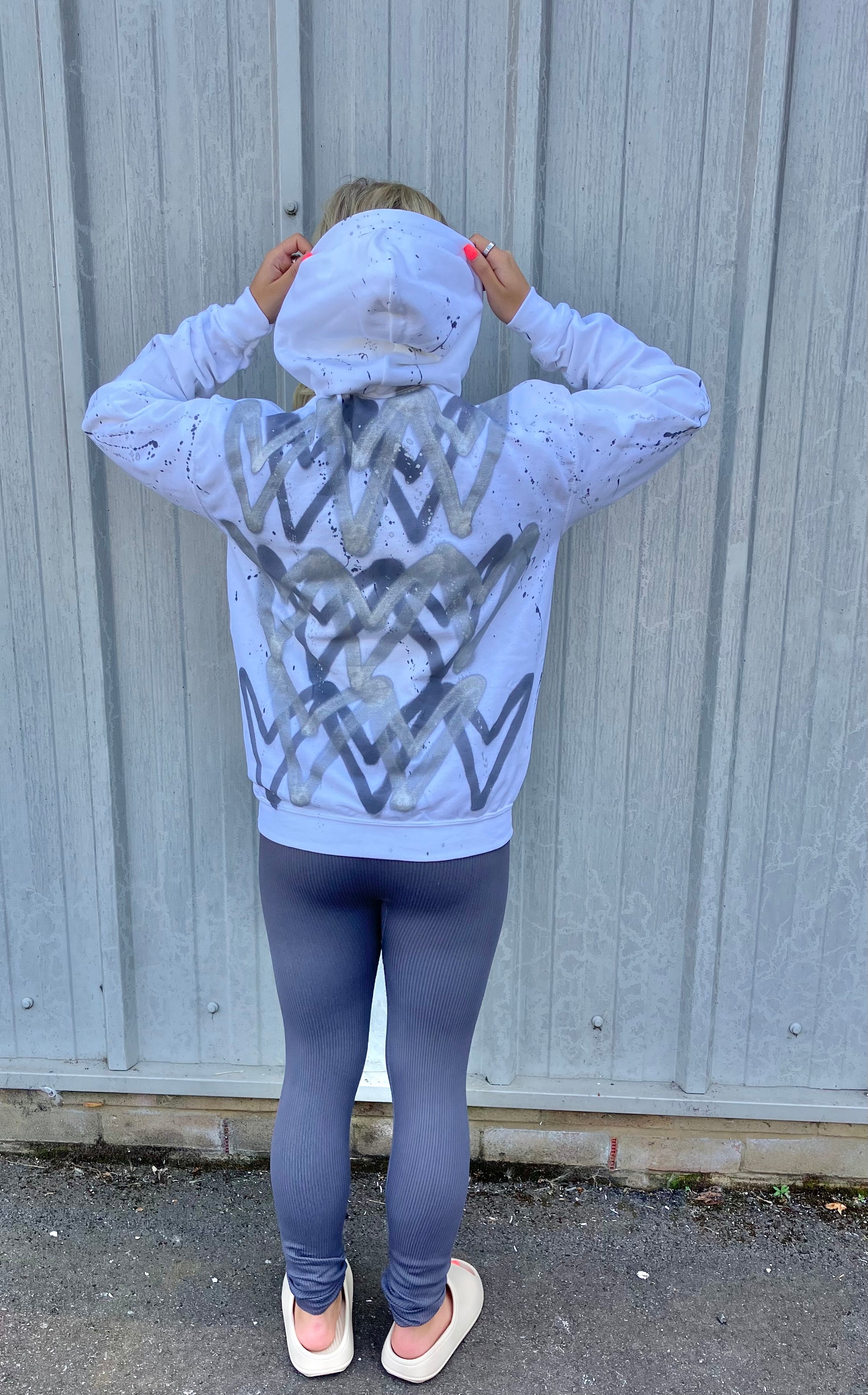 Grey Heart Hoodie And Legging Set – Miss Runway