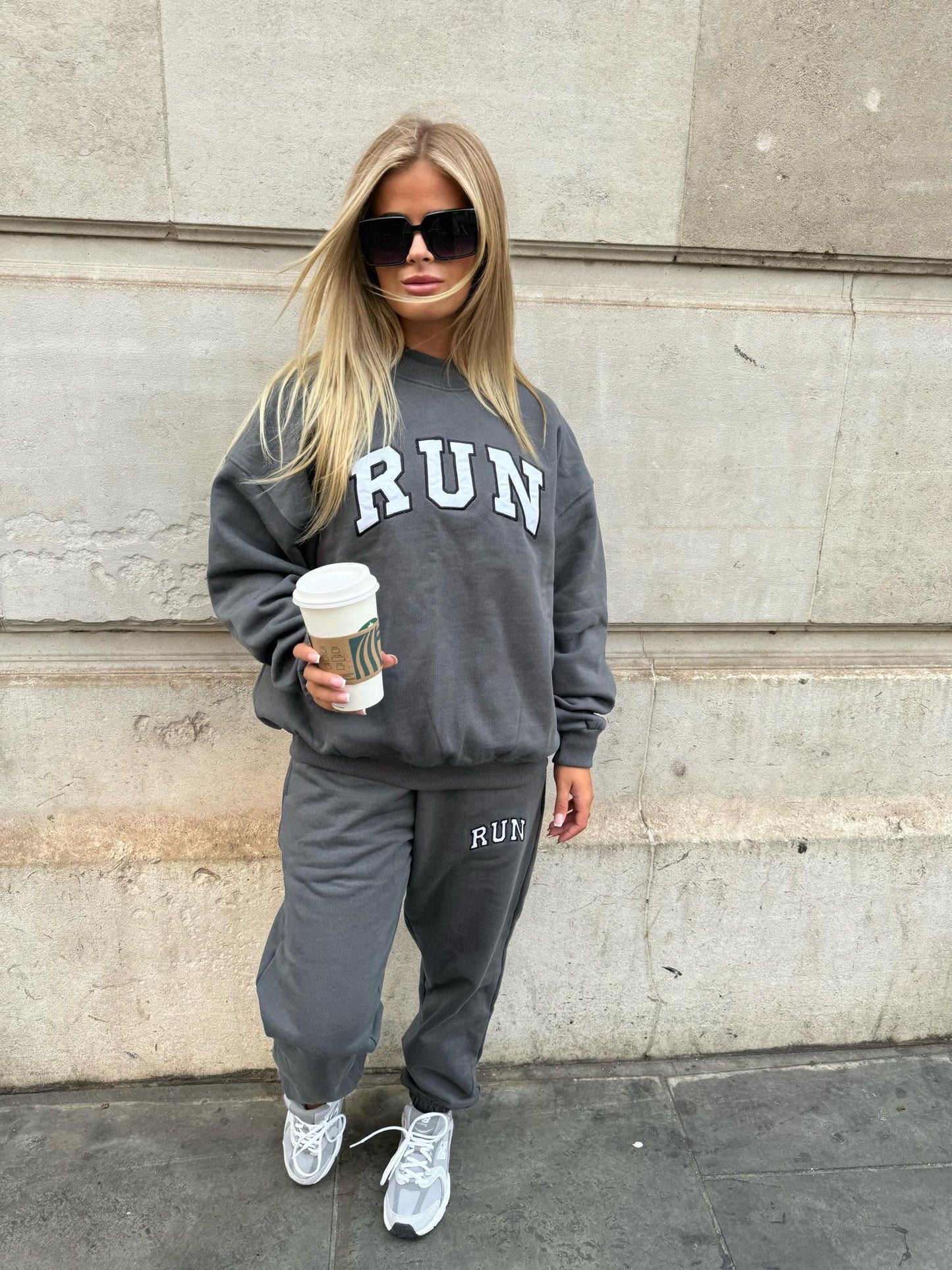 Run Appliqué 100% Cotton Sweatpants Charcoal