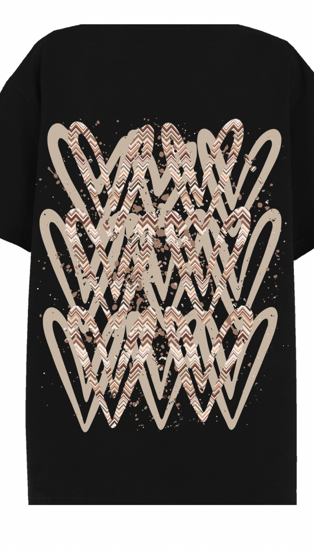 Beige Zig Zag Heart Printed T-shirt – image 5