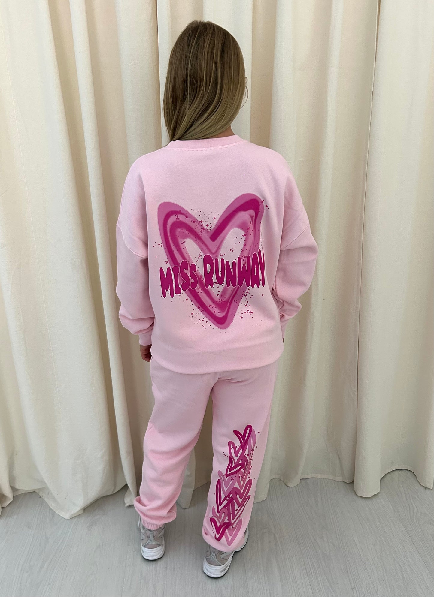 Miss Runway Pink Heart Graffiti Sweatshirt Tracksuit Pink