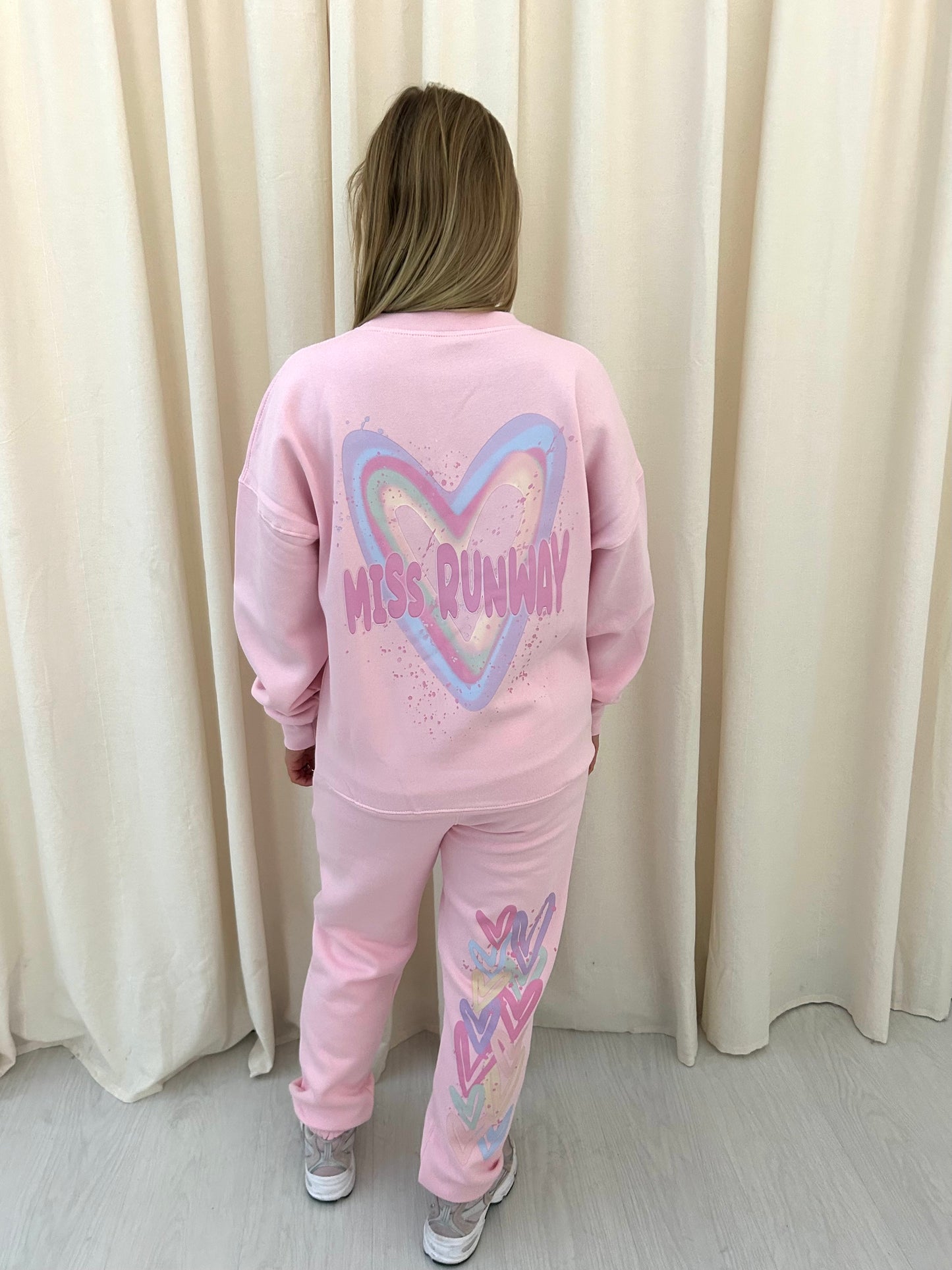 Miss Runway Pastel Heart Graffiti Sweatshirt Tracksuit Pink