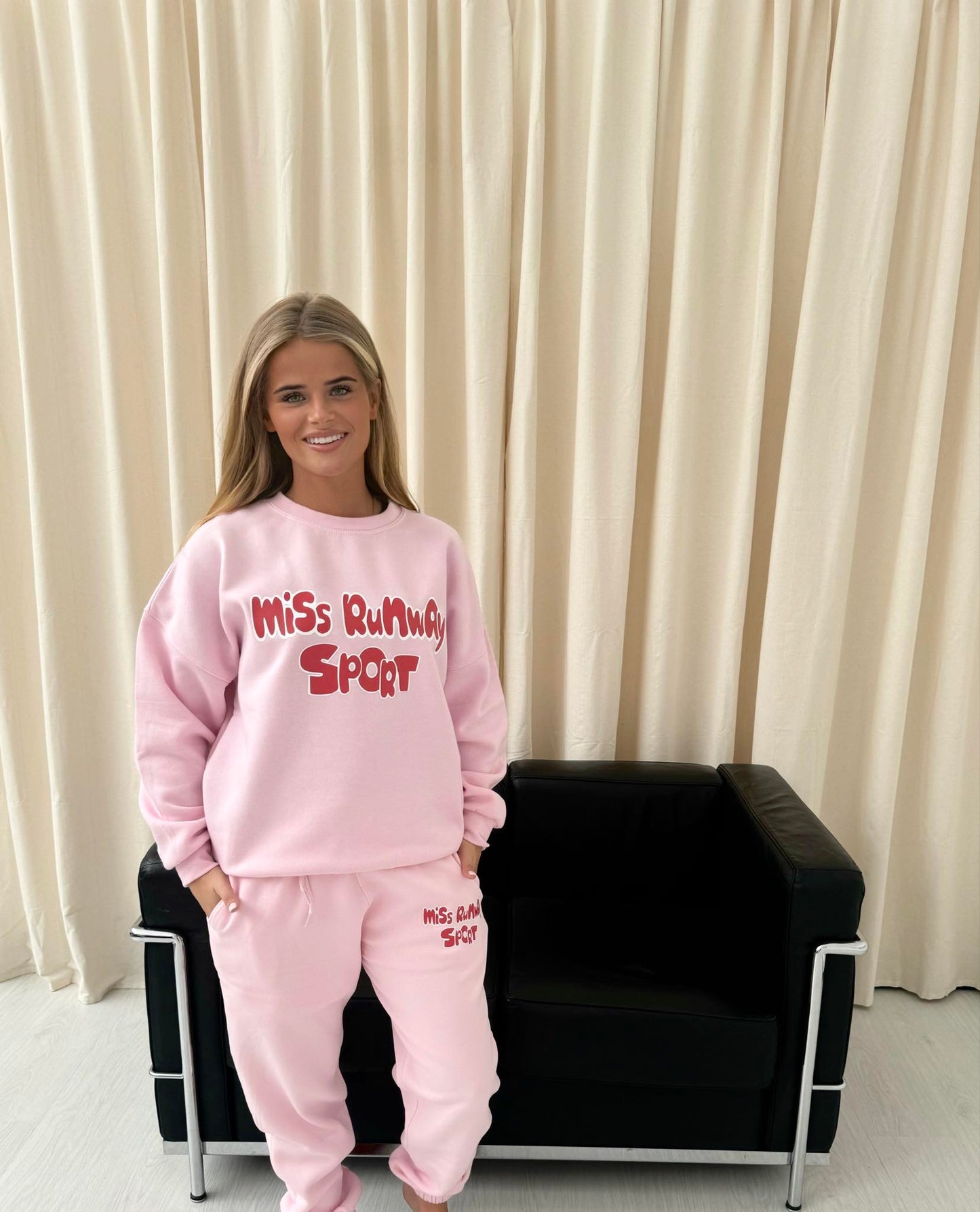 Miss Runway Sport Oversized Sweatshirt Tracksuit Pink