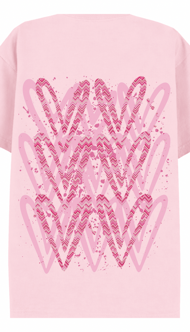 Hot Pink Zig Zag graffiti heart T-shirt with spray paint effect print – women's T-shirt by Miss Runway